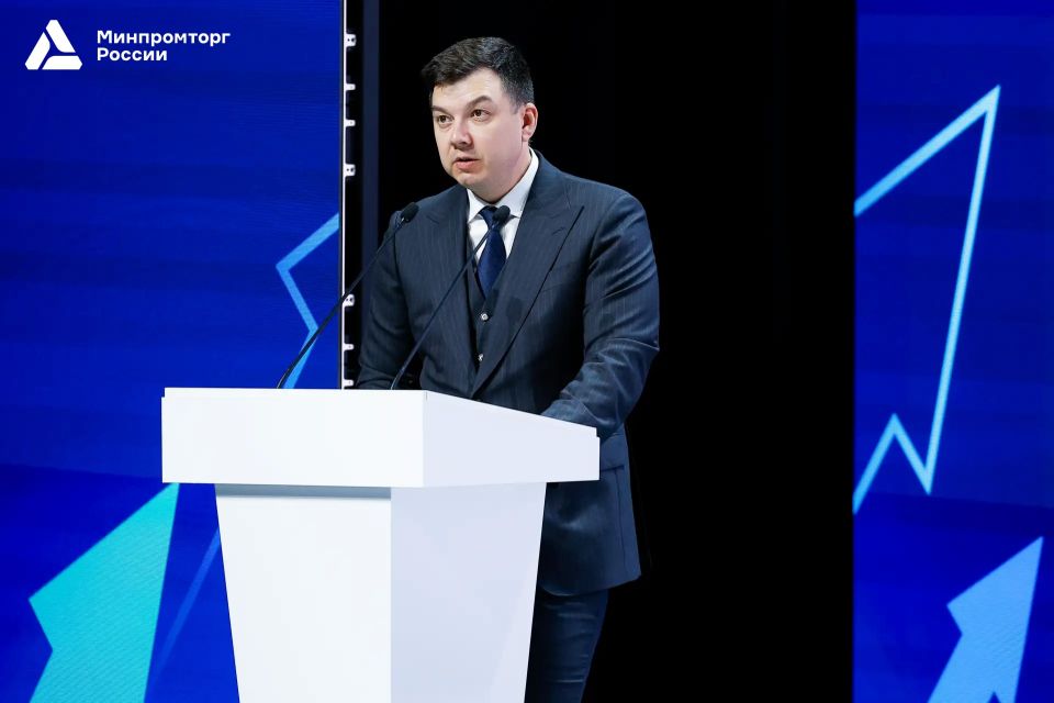 В Красноярске обсудили повышение производительности труда В Красноярске обсудили повышение производительности труда