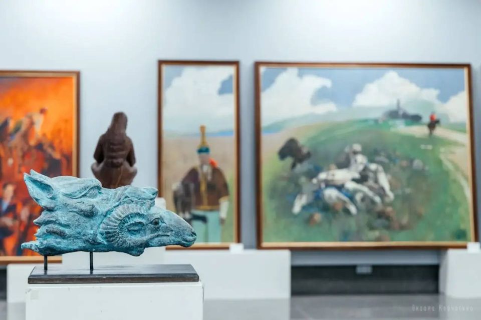 В Красноярске открылась выставка, приуроченная к 105-летию установления дипломатических отношений между Россией и Монголией