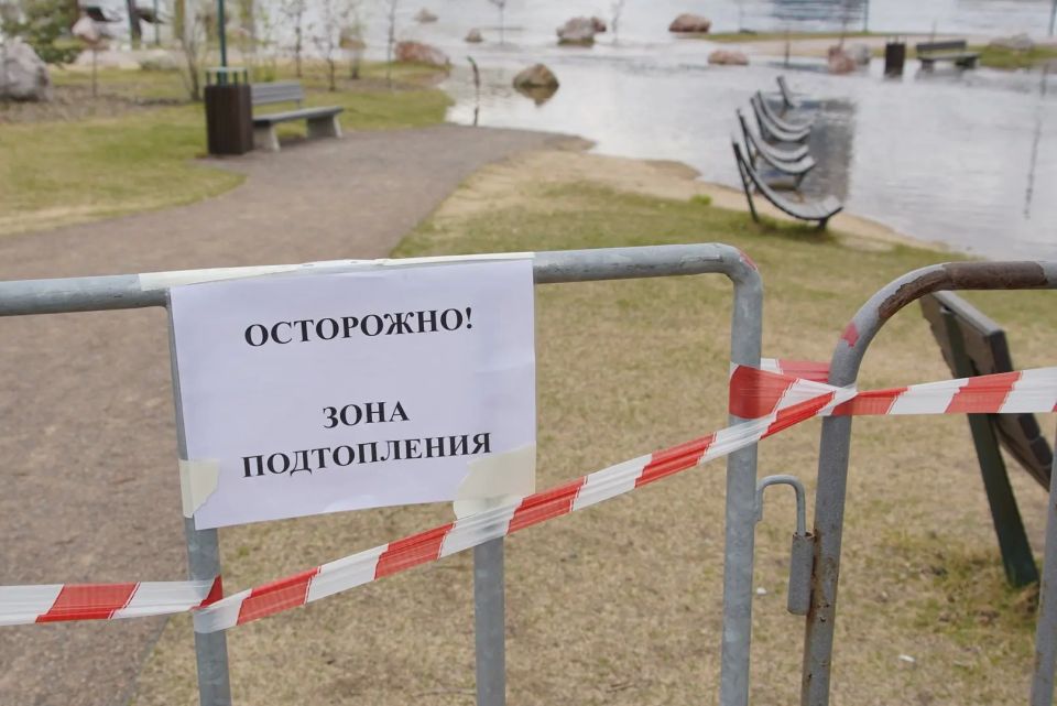 В Красноярском крае уровень некоторых рек по-прежнему превышает опасные отметки