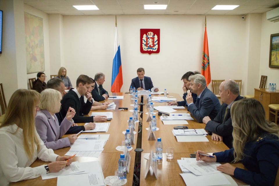 Депутаты устраняют правовой пробел для многодетных семей в краевом земельном законодательстве