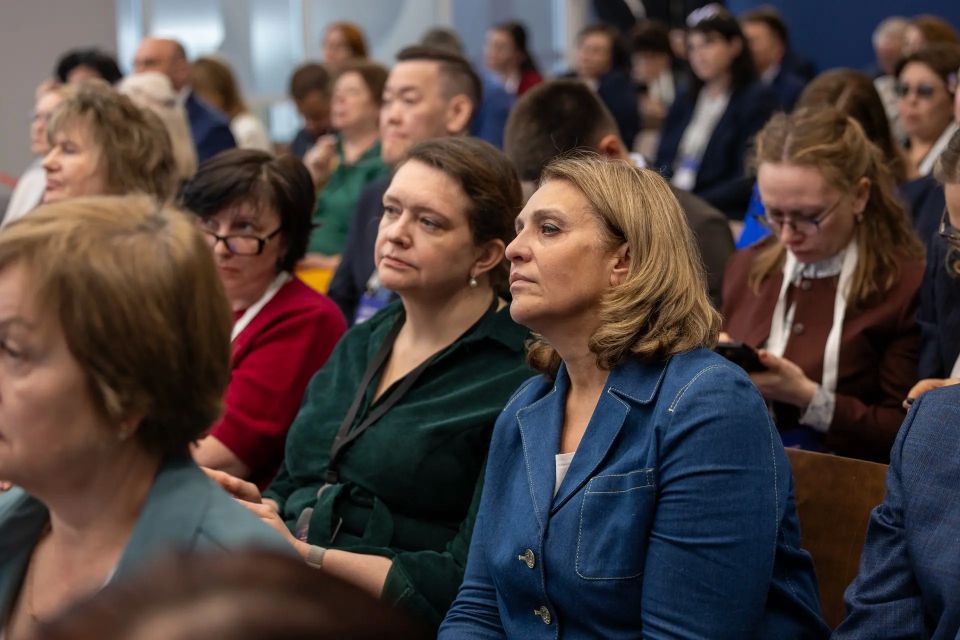 В Красноярске завершилась стратегическая сессия «Лучшие практики повышения производительности труда в университетах России» В Красноярске завершилась стратегическая сессия «Лучшие практики повышения производительности труда в университетах России»