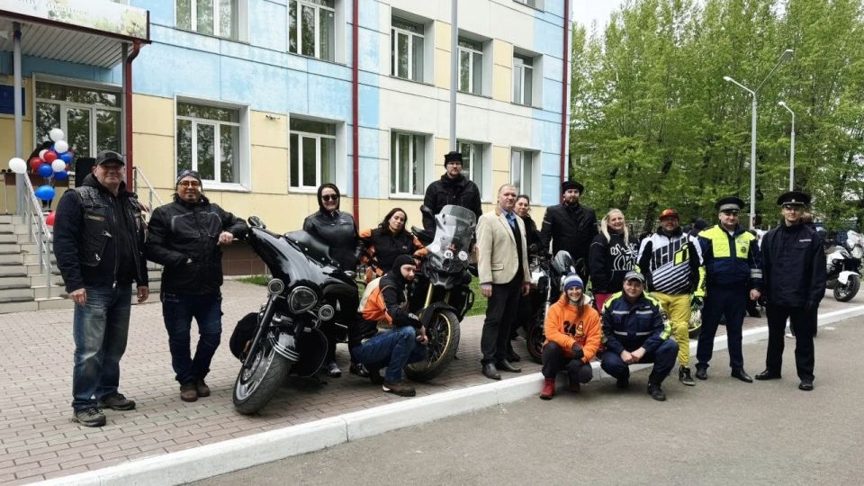 Безопасность превыше всего: в школе № 8 г. Красноярска прошёл масштабный семейный праздник!
