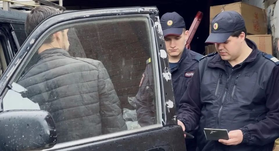 В Красноярском крае полицейские выявили 201 нарушение миграционного законодательства В Красноярском крае полицейские выявили 201 нарушение миграционного законодательства