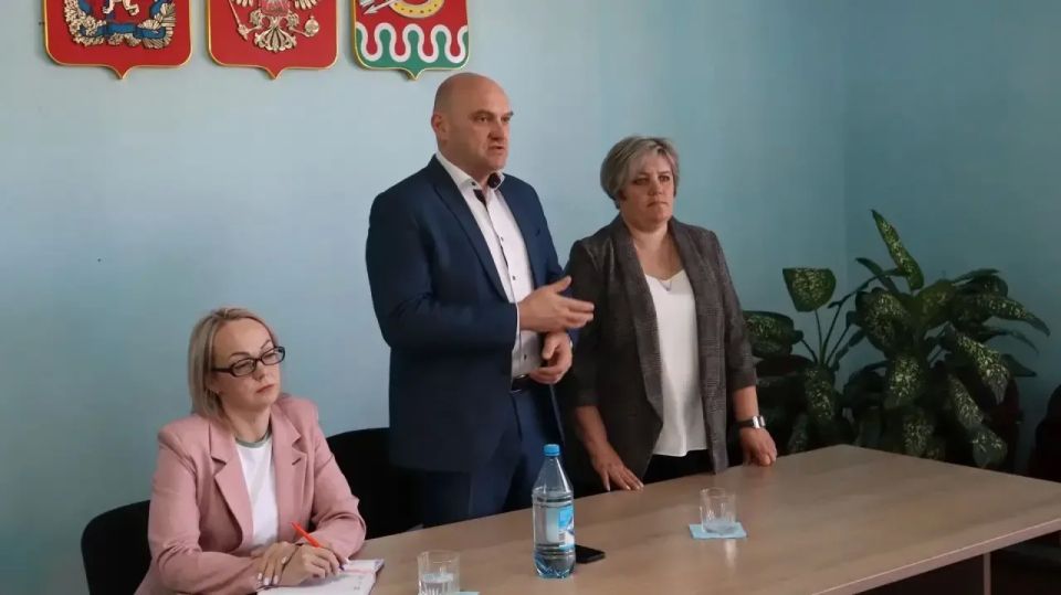 Глава Боготольского округа провёл встречу с жителями Юрьевского территориального подразделения Глава Боготольского округа провёл встречу с жителями Юрьевского территориального подразделения