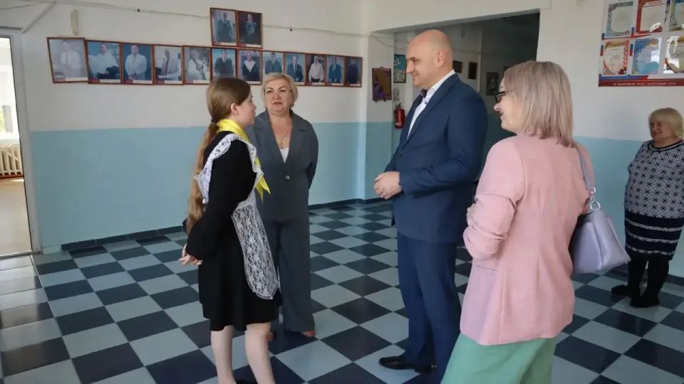 Глава Боготольского округа провёл встречу с жителями Юрьевского территориального подразделения Глава Боготольского округа провёл встречу с жителями Юрьевского территориального подразделения