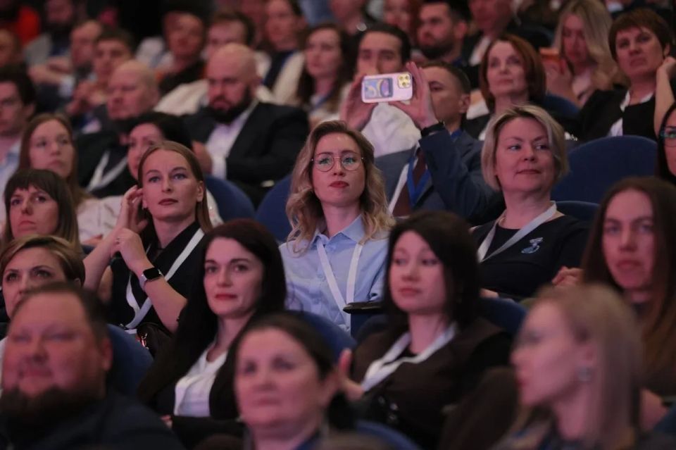 Михаил Котюков: 120 тысяч предприятий, полмиллиона рабочих мест, 177 тысяч самозанятых Михаил Котюков: 120 тысяч предприятий, полмиллиона рабочих мест, 177 тысяч самозанятых