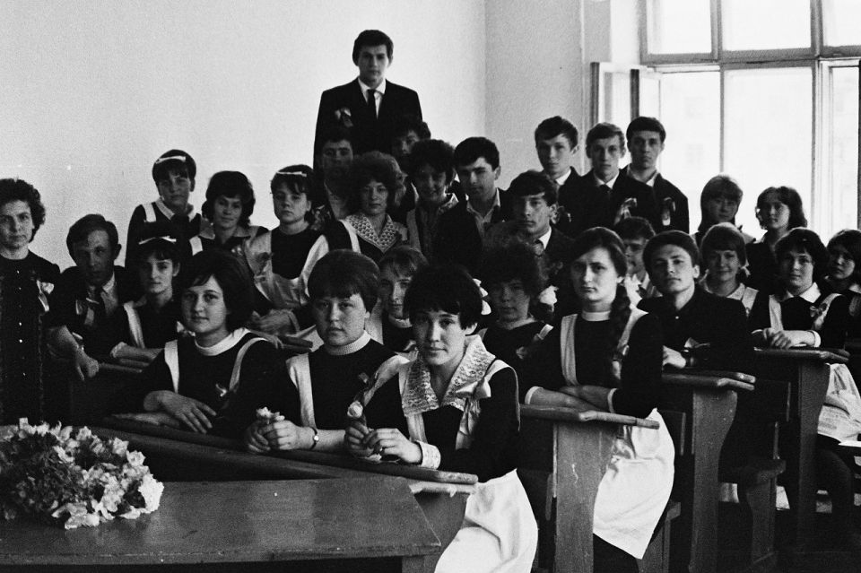 А вот так выглядели выпускники красноярских школ в разные годы во времена Советского Союза А вот так выглядели выпускники красноярских школ в разные годы во времена Советского Союза