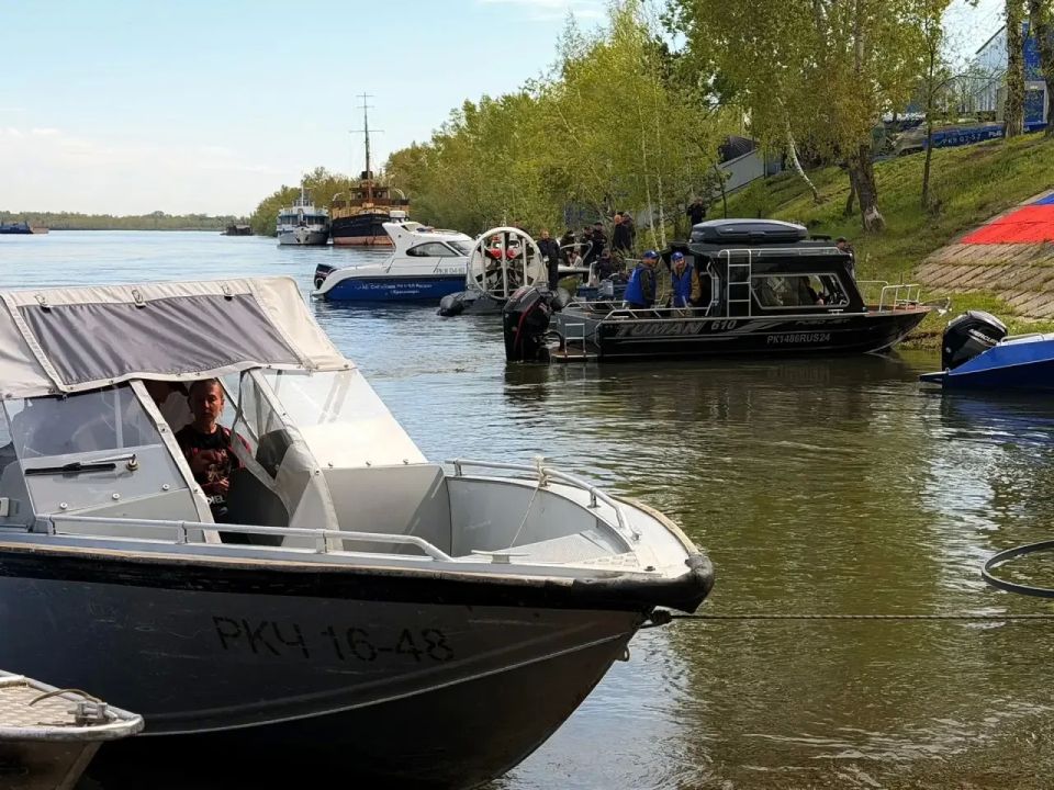 Красноярские полицейские приняли участие в экологической акции «Всероссийский день без сетей» Красноярские полицейские приняли участие в экологической акции «Всероссийский день без сетей»