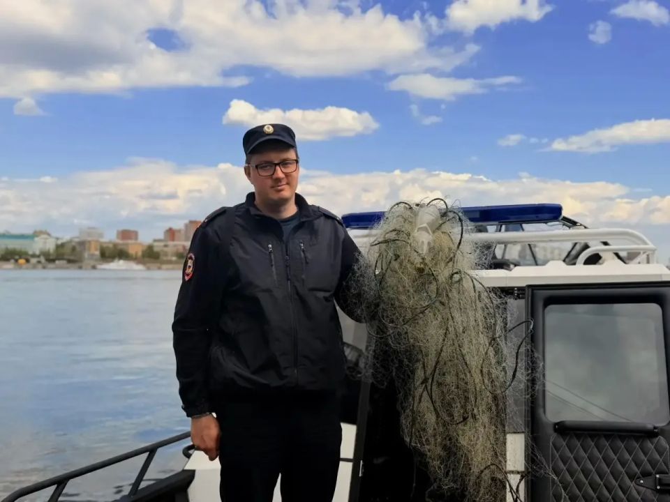 Красноярские полицейские приняли участие в экологической акции «Всероссийский день без сетей» Красноярские полицейские приняли участие в экологической акции «Всероссийский день без сетей»