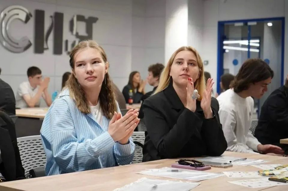 Жители Красноярского края могут принять участие во Всероссийском агродиктанте Жители Красноярского края могут принять участие во Всероссийском агродиктанте