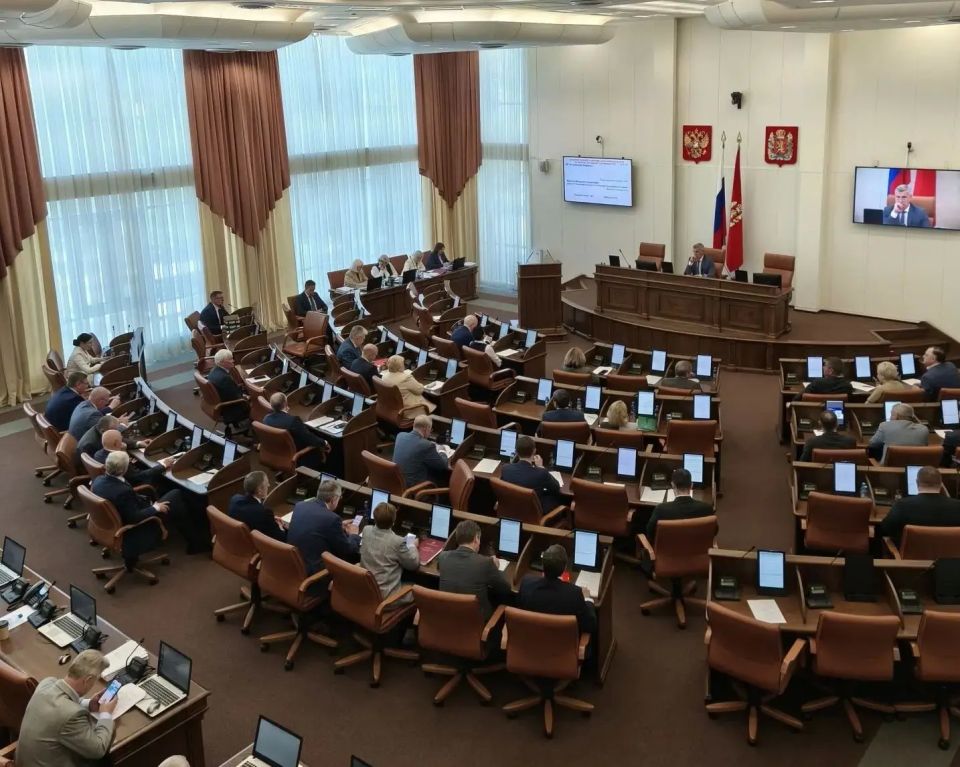 На сессии Законодательного Собрания края рассмотрены вопросы о внесении изменений в краевое законодательство о выборах