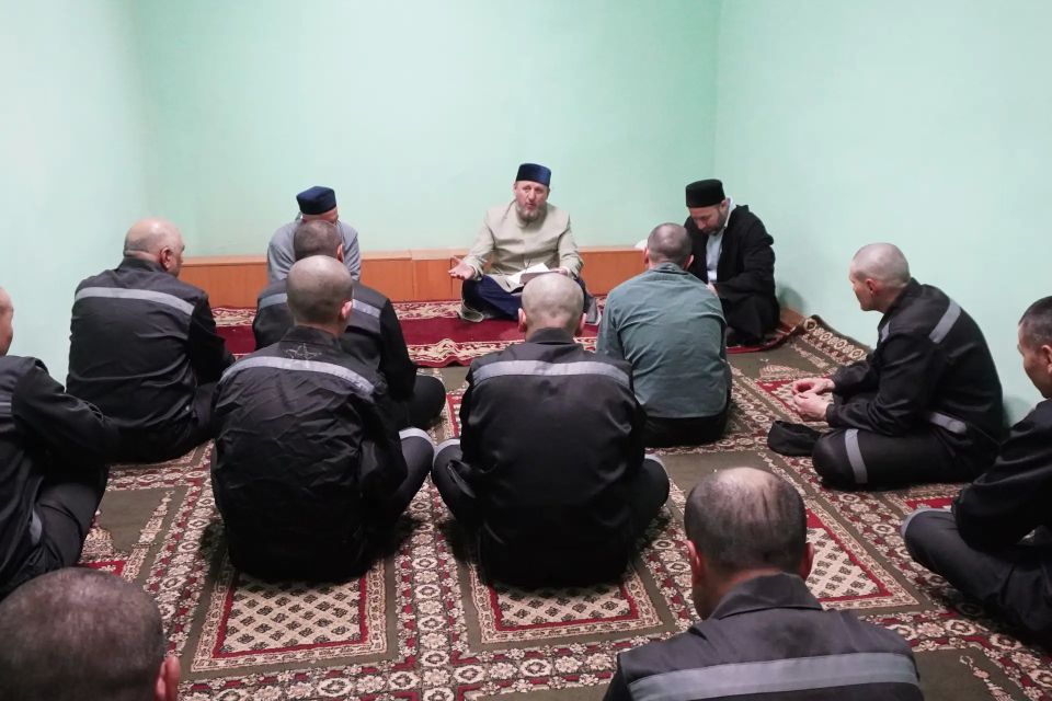 В пенитенциарных учреждениях Красноярского края отметили праздник Курбан-байрам В пенитенциарных учреждениях Красноярского края отметили праздник Курбан-байрам