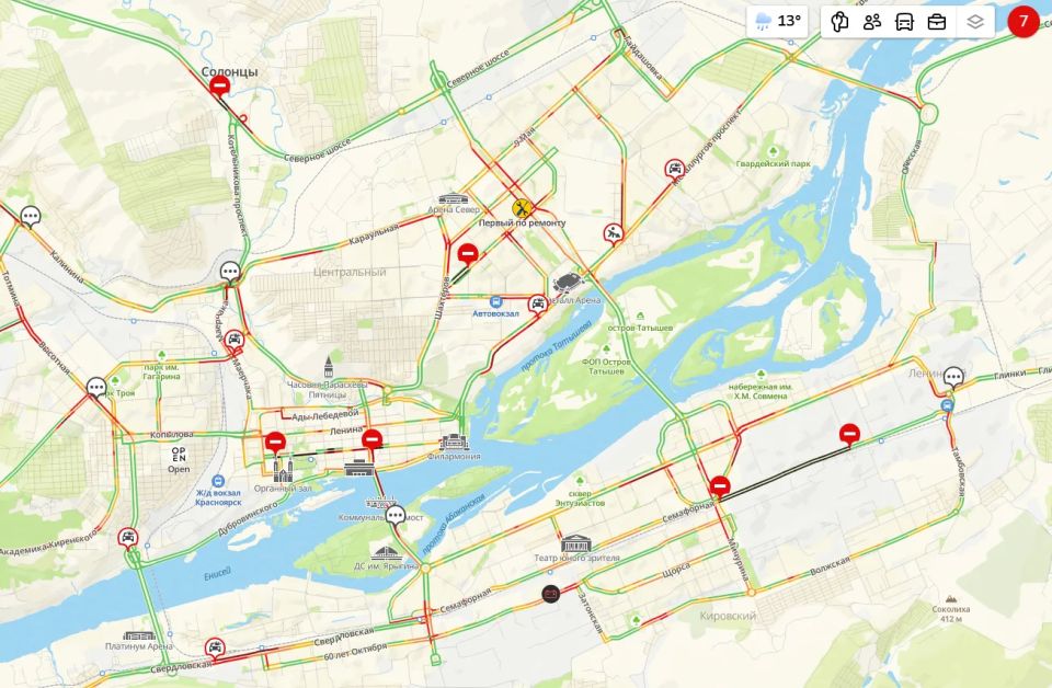 Красноярск встал в 7-балльные пробки из-за дождя
