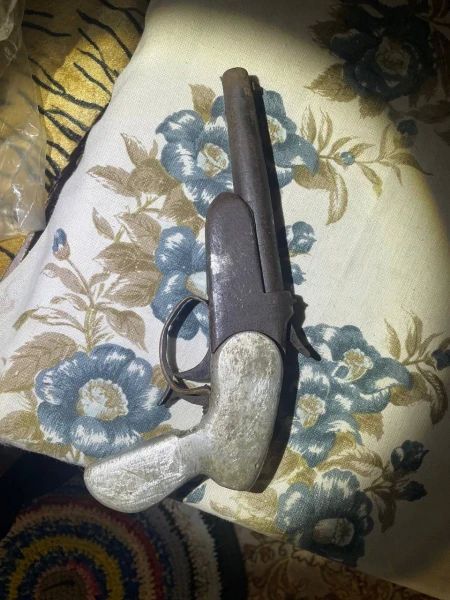 В Шарыпове суд вынес приговор мужчине за незаконное хранение оружия и боеприпасов В Шарыпове суд вынес приговор мужчине за незаконное хранение оружия и боеприпасов