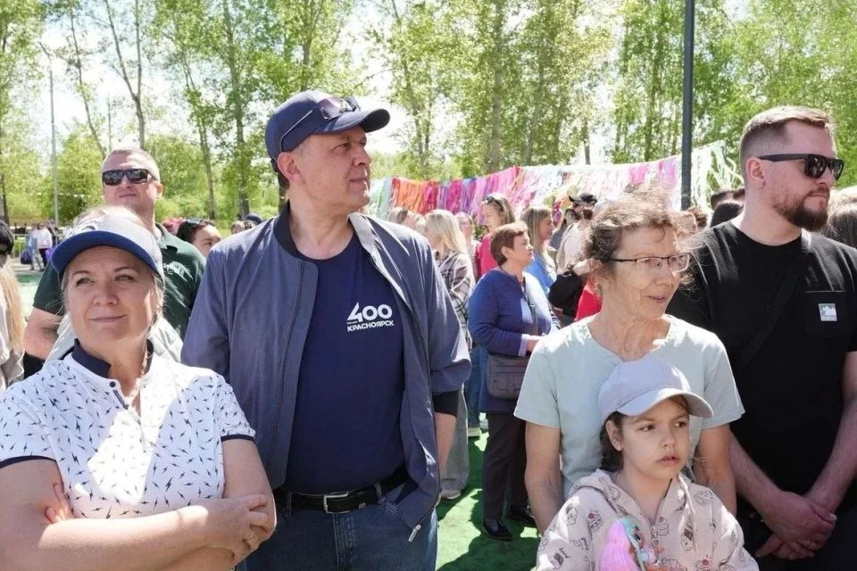 ТАТЫШЕВ СЕГОДНЯ СИЯЕТ ДЕТСКИМИ УЛЫБКАМИ! НА ОСТРОВЕ ПРОШЛО ИСТОРИЧЕСКОЕ ШЕСТВИЕ ТАТЫШЕВ СЕГОДНЯ СИЯЕТ ДЕТСКИМИ УЛЫБКАМИ! НА ОСТРОВЕ ПРОШЛО ИСТОРИЧЕСКОЕ ШЕСТВИЕ