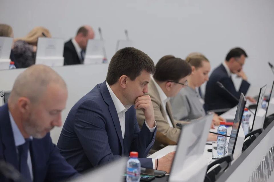 Михаил Котюков: Сегодня для выпускников 11-х классов стартовали государственные экзамены Михаил Котюков: Сегодня для выпускников 11-х классов стартовали государственные экзамены