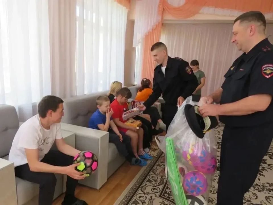 Как прошёл День защиты детей по всему Красноярскому краю? Подводим символические итоги праздника, который объединил тысячи юных жителей от Ужура до Шушенского Как прошёл День защиты детей по всему Красноярскому краю? Подводим символические итоги праздника, который объединил тысячи юных жителей от Ужура до Шушенского