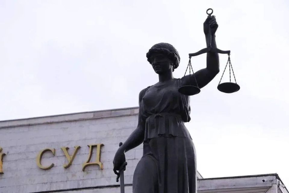 Главу красноярской охранной фирмы обвинили в присвоении денег курганского завода