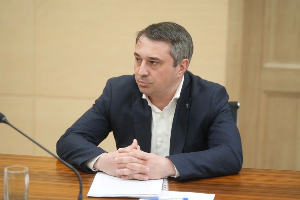 Прокурор края и бизнес-омбудсмен провели личный приём предпринимателей Прокурор края и бизнес-омбудсмен провели личный приём предпринимателей