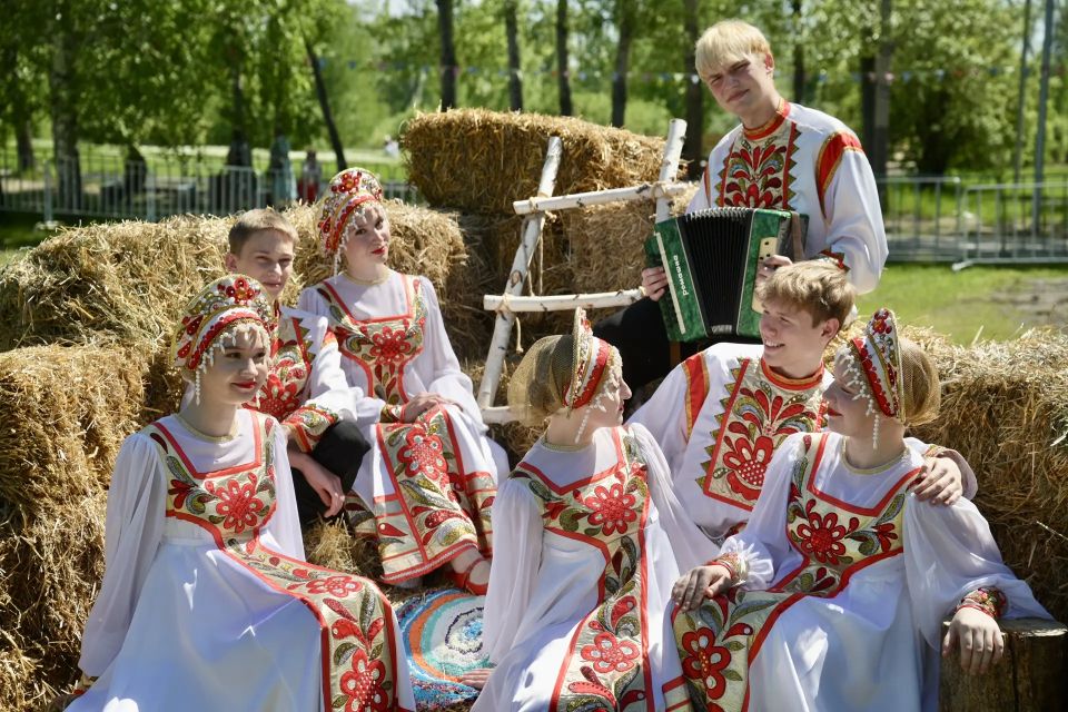 Фестиваль русской культуры «Моя Родина — Россия» прошел в Красноярске Фестиваль русской культуры «Моя Родина — Россия» прошел в Красноярске