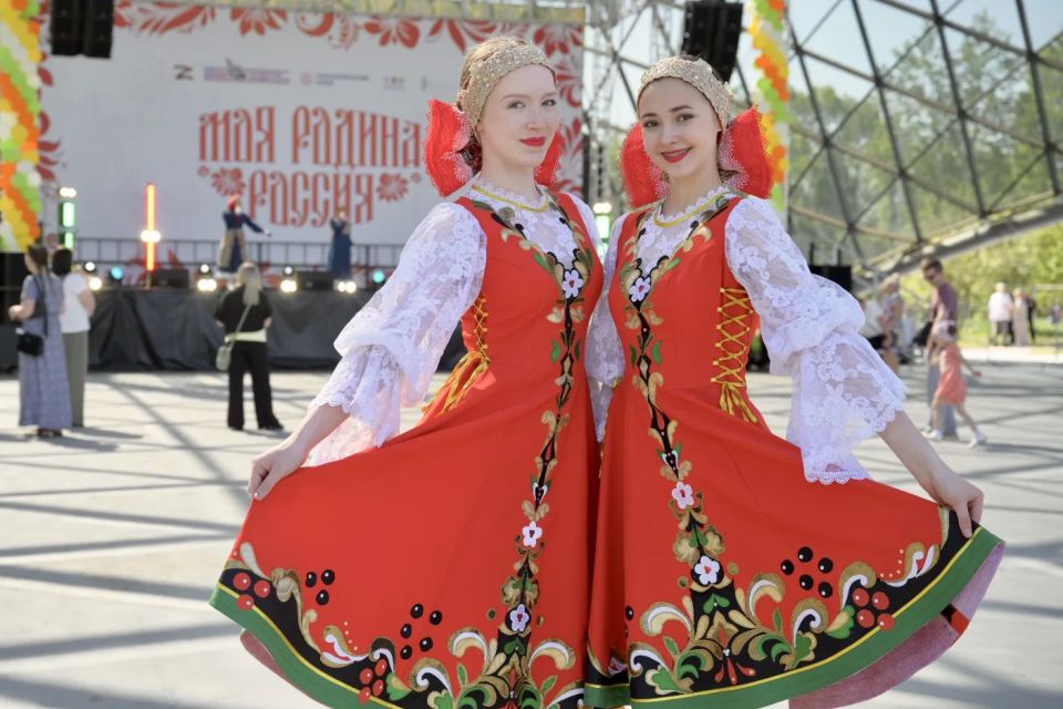 Фестиваль русской культуры «Моя Родина — Россия» прошел в Красноярске Фестиваль русской культуры «Моя Родина — Россия» прошел в Красноярске