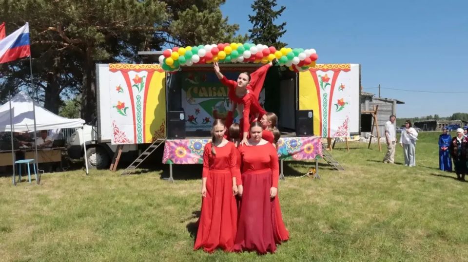 В Боготольском округе шумно и душевно встретили Сабантуй В Боготольском округе шумно и душевно встретили Сабантуй