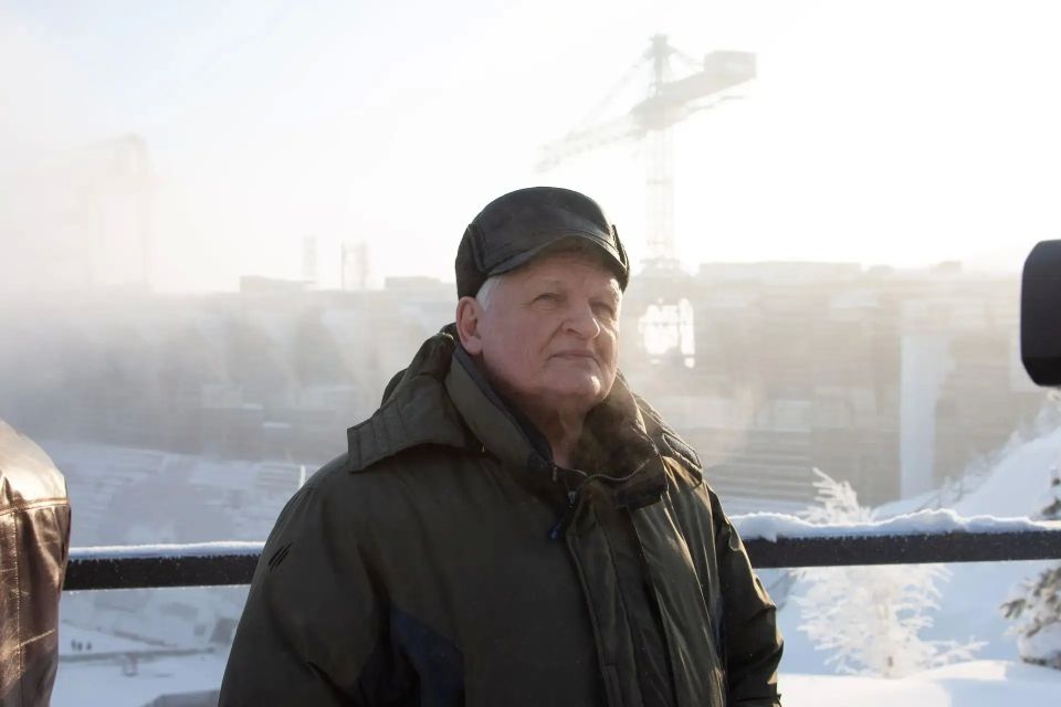 Памяти Всеволода Николаевича Севастьянова Памяти Всеволода Николаевича Севастьянова