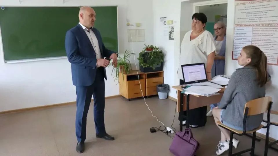 Глава Боготольского округа проверил, как обстоят дела в Краснозаводском подразделении Глава Боготольского округа проверил, как обстоят дела в Краснозаводском подразделении