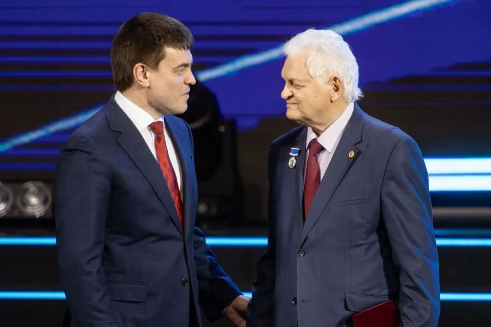 Памяти Всеволода Николаевича Севастьянова Памяти Всеволода Николаевича Севастьянова