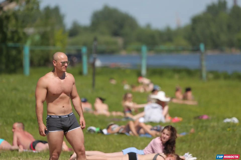 Рубрика «Фотоэкскурс». Через фотографии, как на машине времени, мы предлагаем вам перенестись в прошлое нашего города и его историю Рубрика «Фотоэкскурс». Через фотографии, как на машине времени, мы предлагаем вам перенестись в прошлое нашего города и его историю