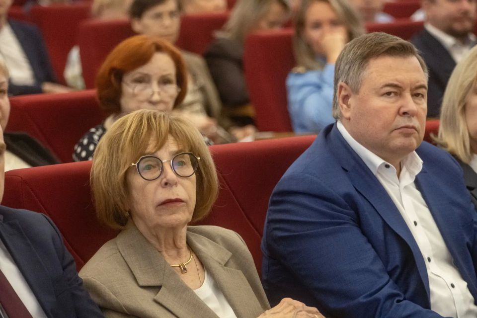 В ЗС обсудили исполнение краевого бюджета за 2025 год В ЗС обсудили исполнение краевого бюджета за 2025 год
