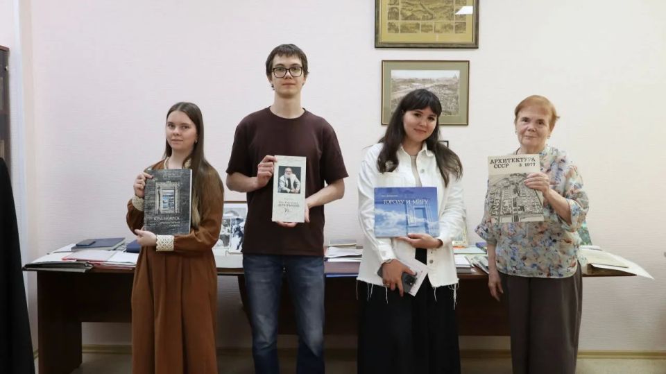 На экскурсию в Красноярский городской архив