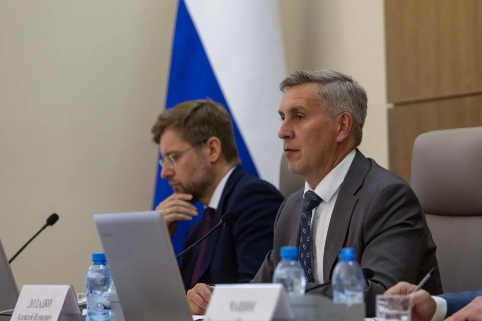 В ЗС обсудили исполнение краевого бюджета за 2025 год В ЗС обсудили исполнение краевого бюджета за 2025 год