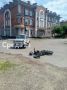 В Минусинске на перекрёстке улиц Октябрьская и Кравченко произошло ДТП с участием автомобиля Suzuki Jimny и подростка на мотоцикле