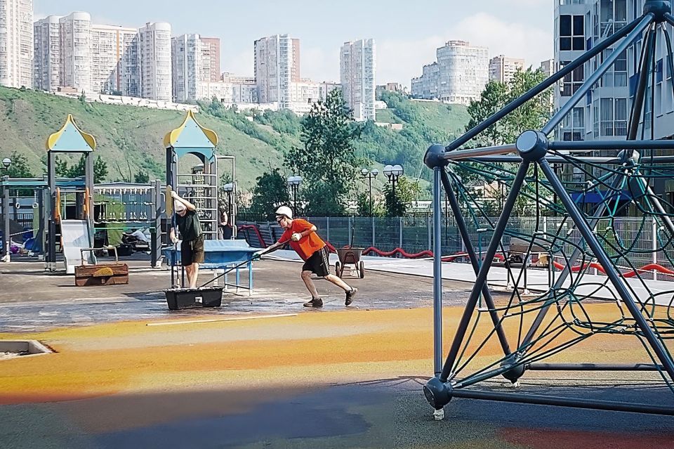 Новая школа в Тихих Зорях готова на 92% Новая школа в Тихих Зорях готова на 92%