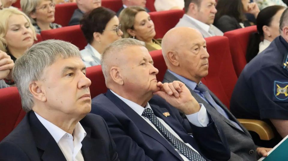 Глава Боготольского округа выступил на публичных слушаниях в Заксобрании по исполнению бюджета за 2025 год Глава Боготольского округа выступил на публичных слушаниях в Заксобрании по исполнению бюджета за 2025 год