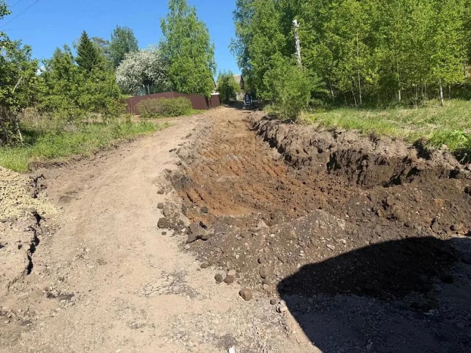 В Железногорске продолжается ремонт подъезда к садам №15 и 17