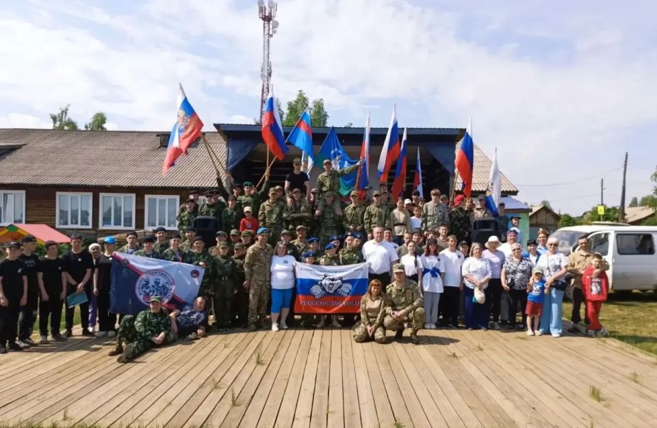 В посёлке Хребтовый прошла военно-спортивная игра «Патриот»