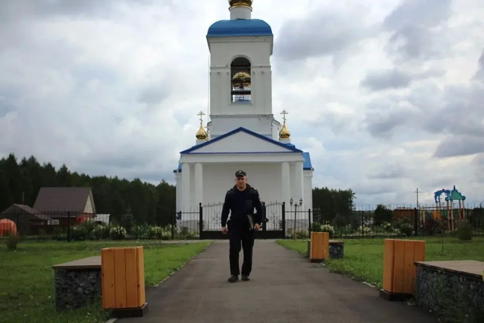 Полицейские показали красоты Красноярского края Полицейские показали красоты Красноярского края