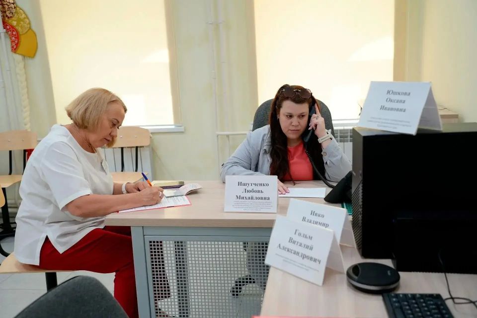Больше 30 обращений приняли в Казачинском специалисты мобильной приёмной губернатора Больше 30 обращений приняли в Казачинском специалисты мобильной приёмной губернатора