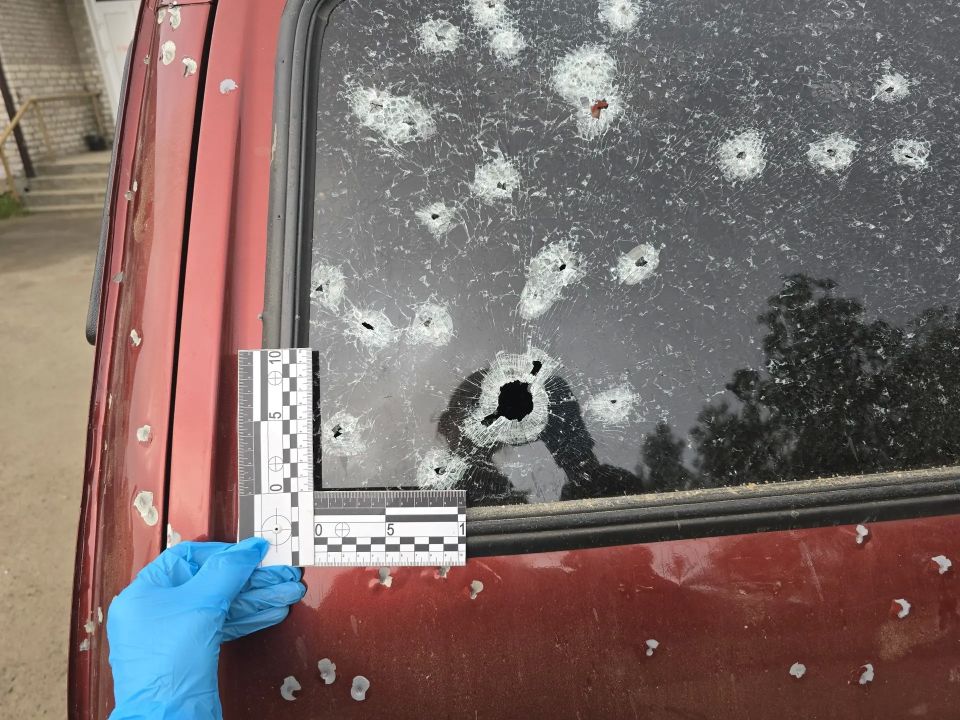 В Иланско-Нижнеингашском округе мужчина подозревается в убийстве местного жителя и покушении на убийство четырех лиц В Иланско-Нижнеингашском округе мужчина подозревается в убийстве местного жителя и покушении на убийство четырех лиц