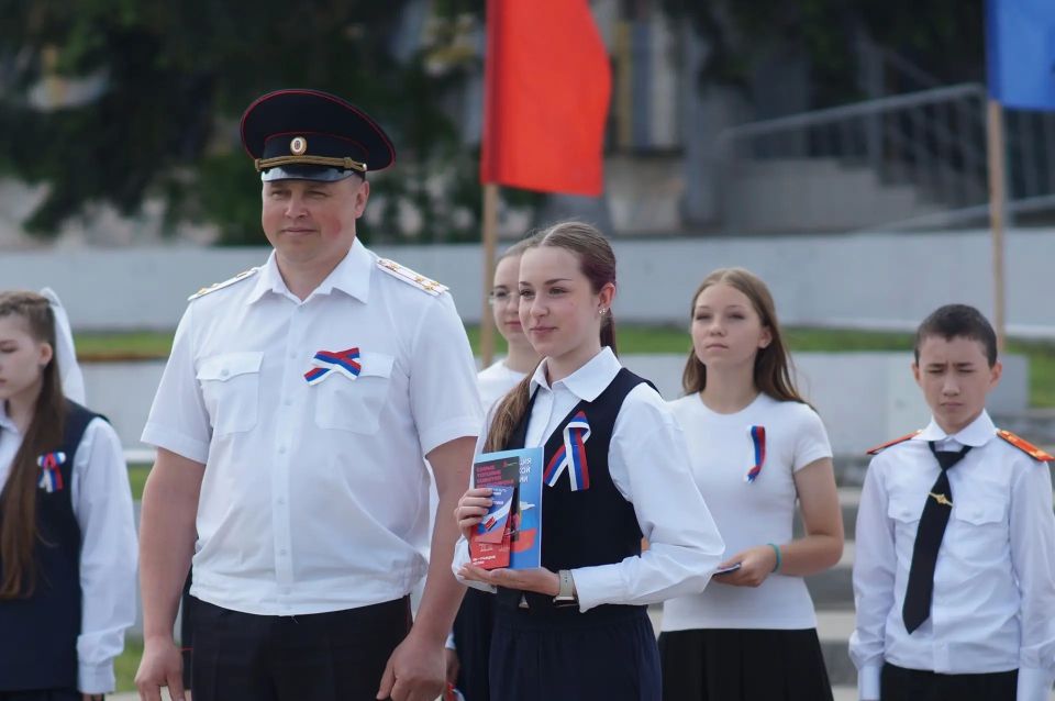 Емельяновский округ ярко и торжественно встретил День России Емельяновский округ ярко и торжественно встретил День России