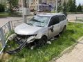 УШЕЛ ПЕШКОМ, НО ВЕРНУЛСЯ ПЕРЕПАРКОВАТЬСЯ: СТРАННЫЙ МАНЕВР ВОДИТЕЛЯ ПОПАЛ НА КАМЕРЫ ВИДЕОНАБЛЮДЕНИЯ
