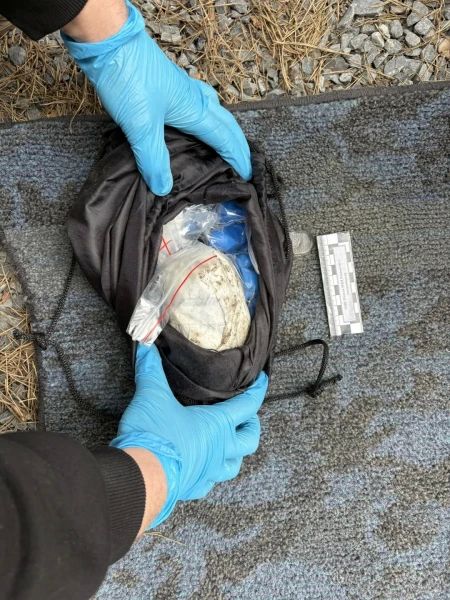 В Красноярском крае полицейские изъяли из незаконного оборота порядка 900 граммов «синтетики» В Красноярском крае полицейские изъяли из незаконного оборота порядка 900 граммов «синтетики»