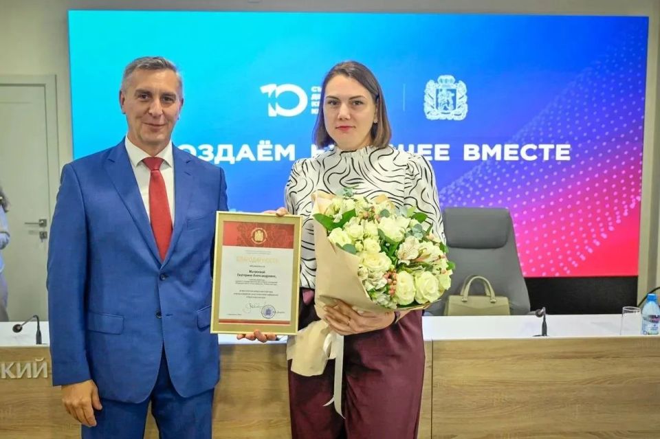 Сегодня главные редакторы государственных изданий встретились с председателем Законодательного собрания Алексеем Додатко Сегодня главные редакторы государственных изданий встретились с председателем Законодательного собрания Алексеем Додатко