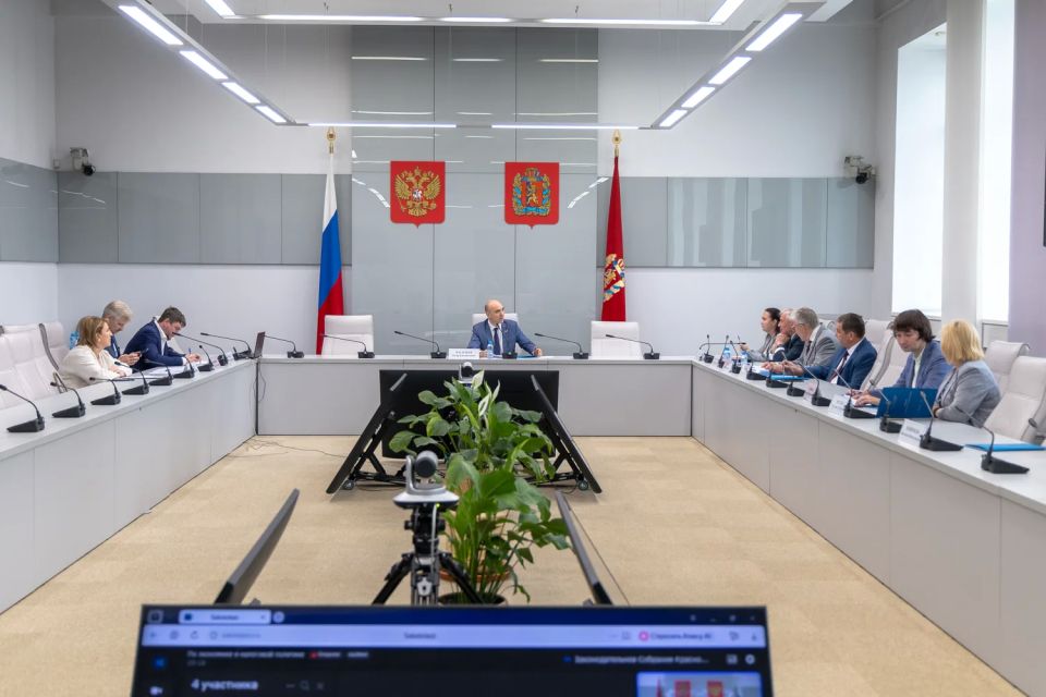 В крае расширят возможности льготного проезда и сохранят налоговые льготы для бизнеса В крае расширят возможности льготного проезда и сохранят налоговые льготы для бизнеса