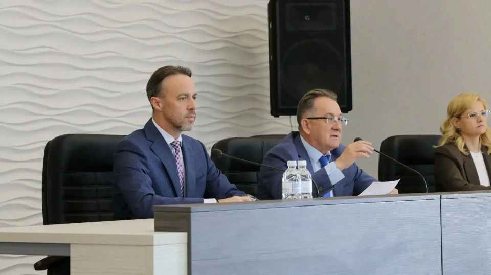 На сессии Совета депутатов ЗАТО г. Железногорск представили отчёт о работе администрации за 2025 год На сессии Совета депутатов ЗАТО г. Железногорск представили отчёт о работе администрации за 2025 год