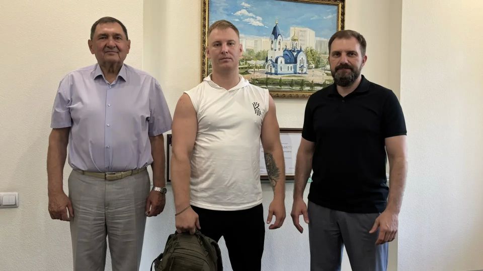 На передовую – с флагом округа На передовую – с флагом округа