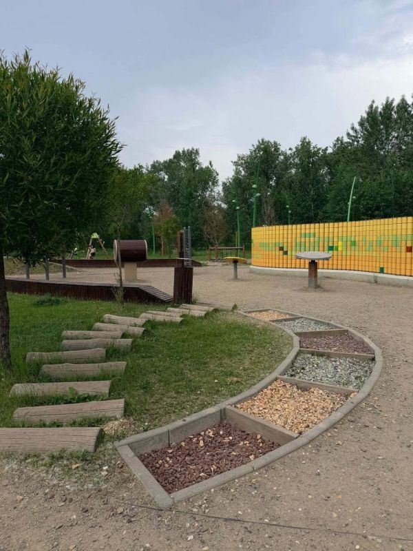В Татышев-парке после обновления открылась детская площадка «Малый Татышев» В Татышев-парке после обновления открылась детская площадка «Малый Татышев»