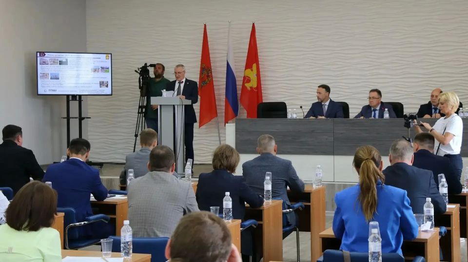На сессии Совета депутатов ЗАТО г. Железногорск представили отчёт о работе администрации за 2025 год